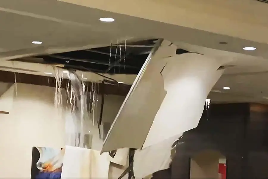 Drying a water damaged ceiling in a Bedford, TX home